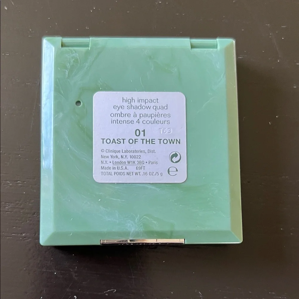Clinique High Impact Eyeshadow Quad - Toast of the Town - Tested